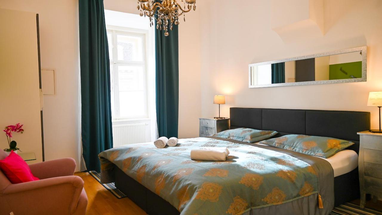 Delightful Hofburg Apartament Wiedeń